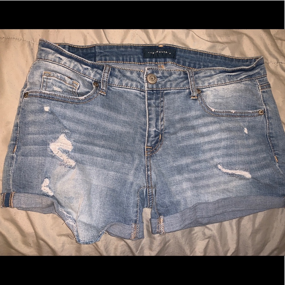 Aéro Shorts - Picture 1 of 3